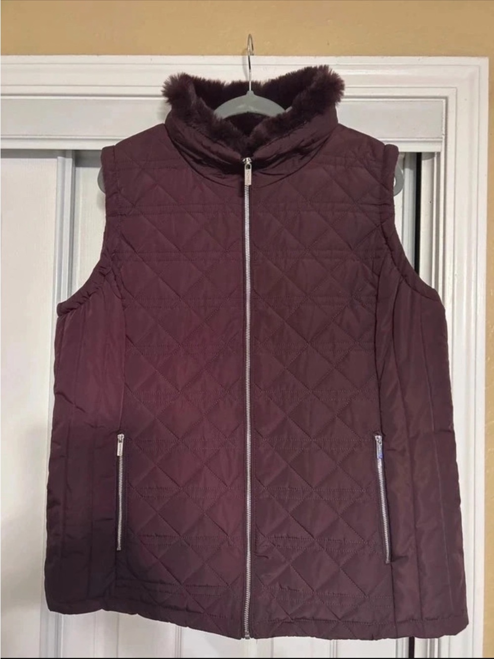 NWOT Calvin Klein Quilted Faux-Fur Collar Vest - Purple